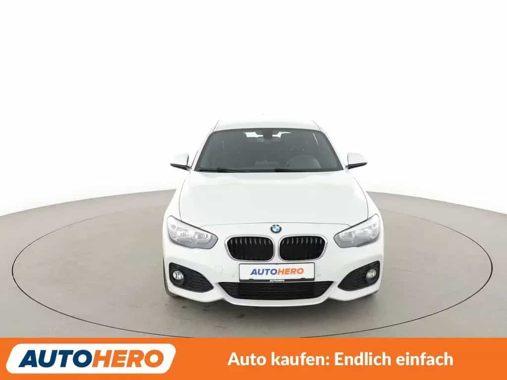 BMW 125 1er 125i M Sport Aut.*NAVI*TEMPO*PDC*SHZ*KLIMA* 02/2017-photo-8