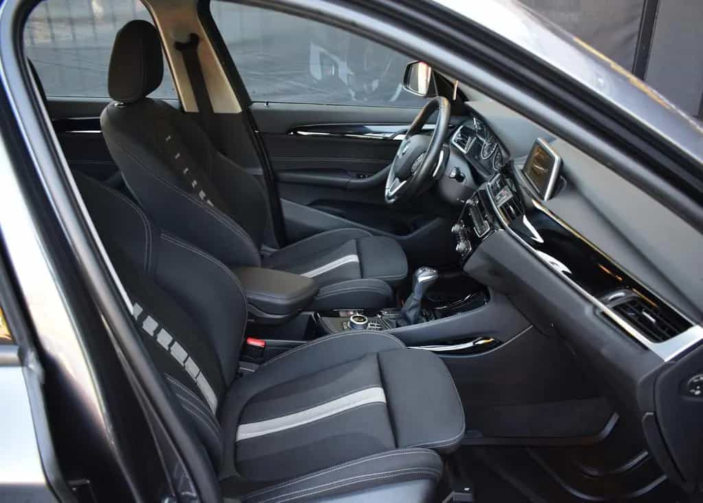 BMW X1 xDrive 20i /SPORT-LINE/AUTOMATIK/SHZ/AHK/NAVI 05/2016-photo-12