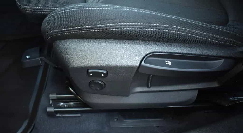 BMW X1 xDrive 20i /SPORT-LINE/AUTOMATIK/SHZ/AHK/NAVI 05/2016-photo-22
