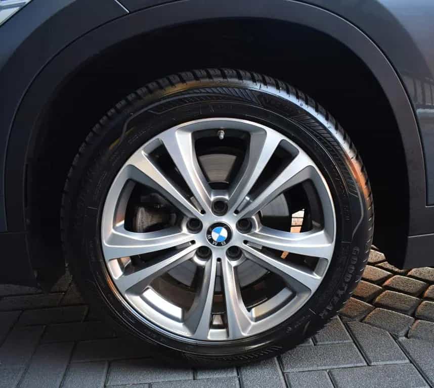 BMW X1 xDrive 20i /SPORT-LINE/AUTOMATIK/SHZ/AHK/NAVI 05/2016-photo-28