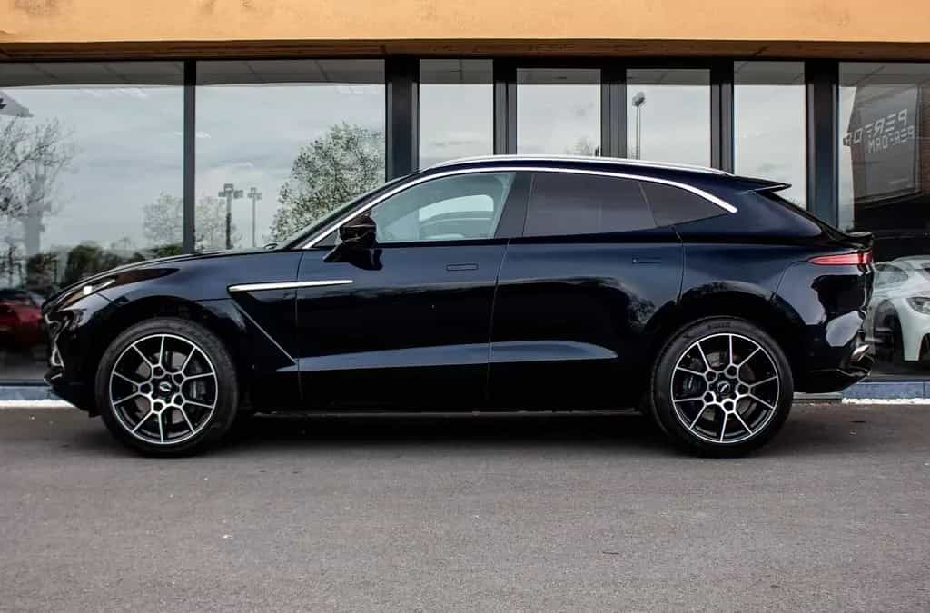 Aston Martin DBX 1 OWNER*14m ASTON WARRANTY*FULL SERVICE BOOK 07/2021-photo-8