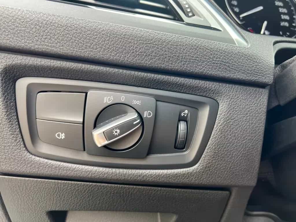 BMW M240i Coupe *FAHRWERK* LED PDC SHZ NAV 08/2019-photo-20