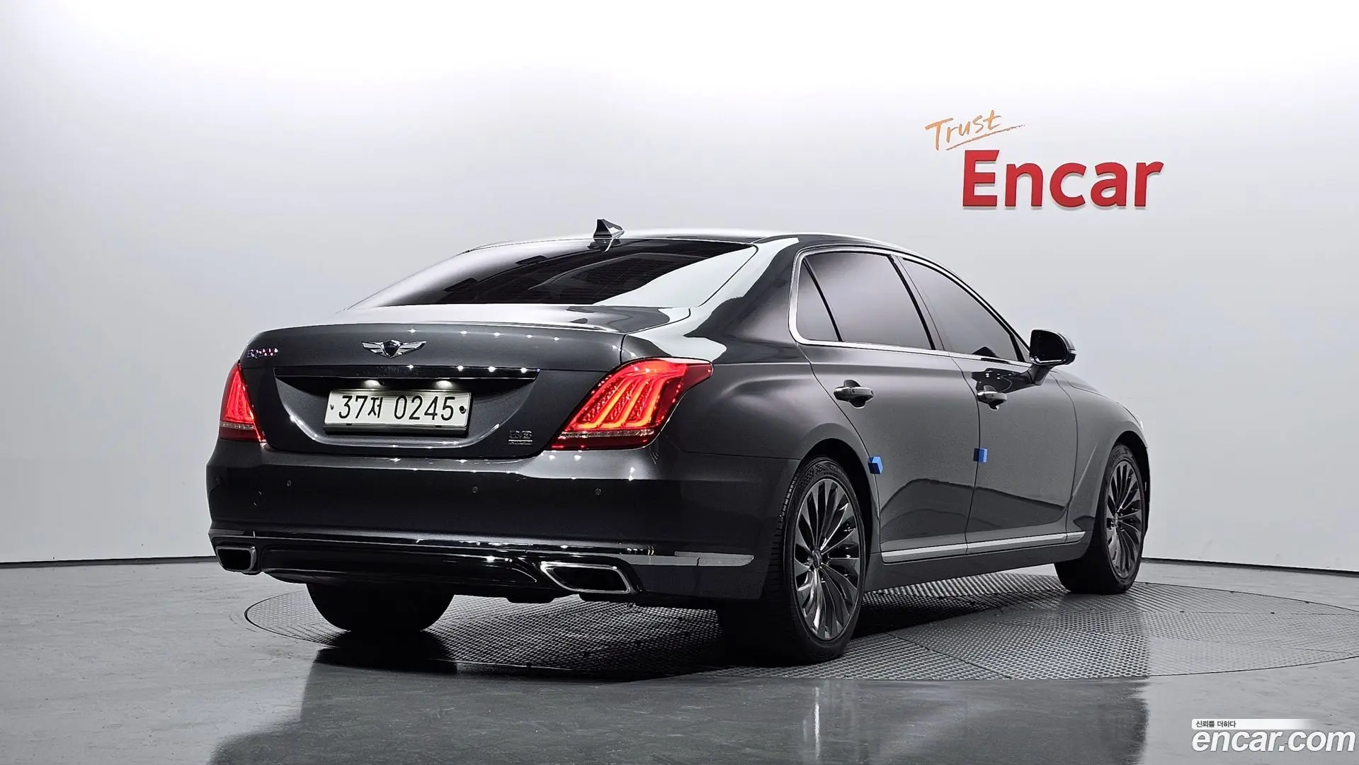 Main__Slider__Photo:EQ900 Genesis 2016.5-1