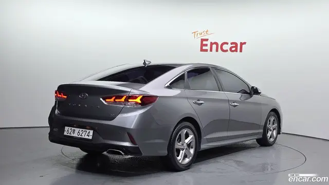 Main__Slider__Photo:Sonata Hyundai 2017.10-1