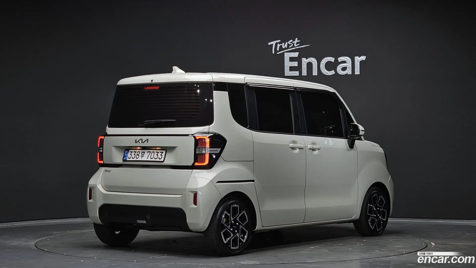 Main__Slider__Photo:RAY Kia 2022.8-1
