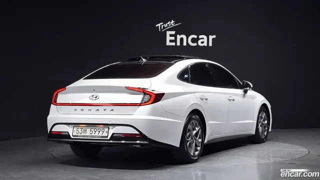 Main__Slider__Photo:Sonata Hyundai 2019.4-1