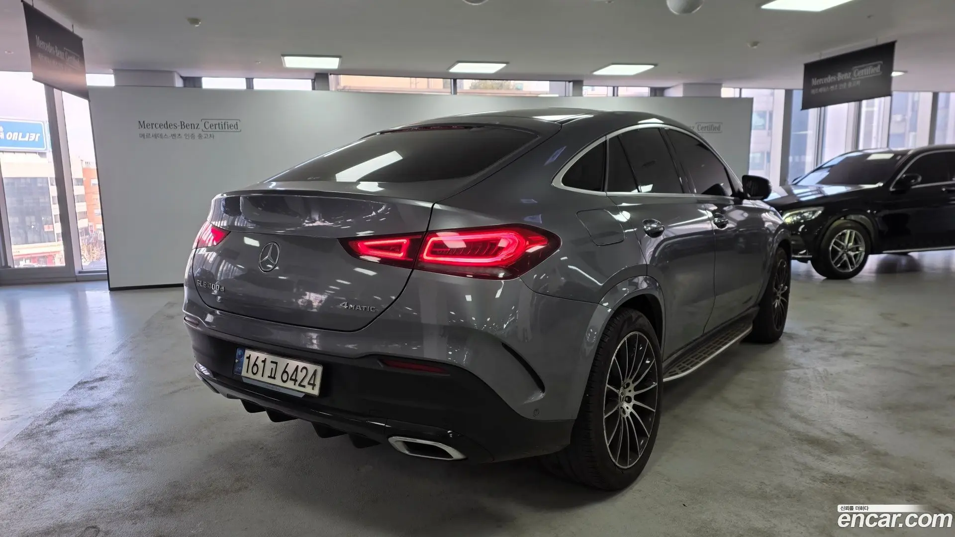 Main__Slider__Photo:GLE-Class Mercedes-Benz 2022.2-1