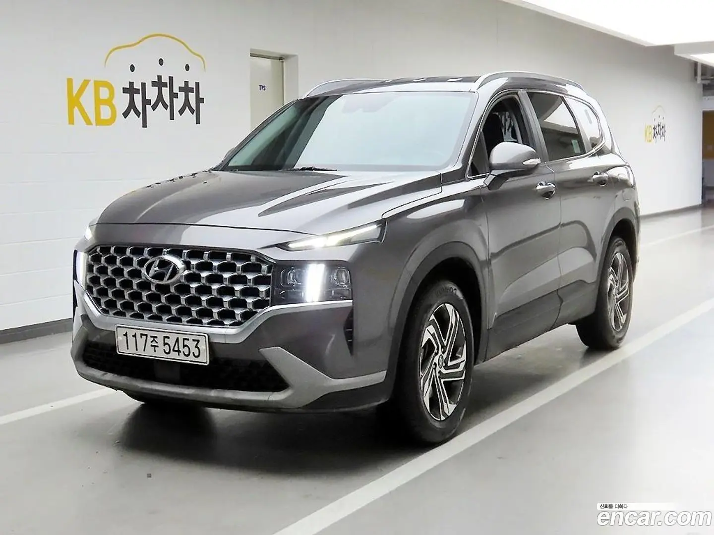 Main__Slider__Photo:Santafe Hyundai 2021.7-1