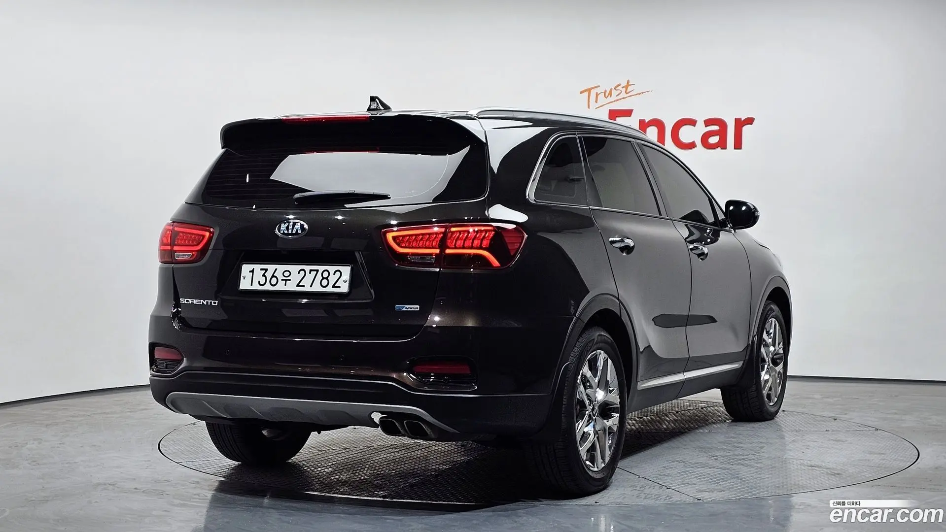 Main__Slider__Photo:Sorento Kia 2019.10-1