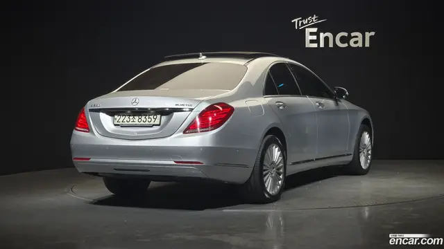 Main__Slider__Photo:S-Class Mercedes-Benz 2015.3-1