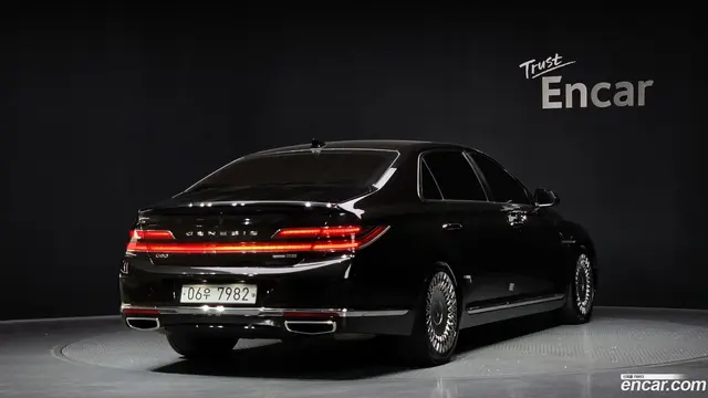 Main__Slider__Photo:G90 Genesis 2019.3-1