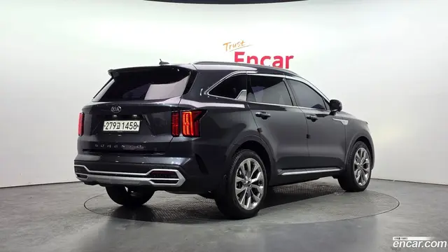 Main__Slider__Photo:Sorento Kia 2020.4-1