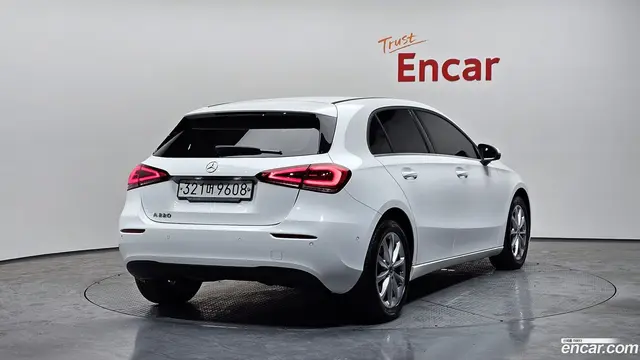 Main__Slider__Photo:A-Class Mercedes-Benz 2019.10-1