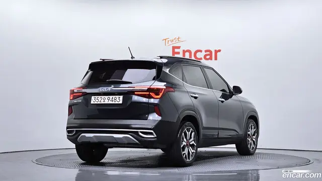Main__Slider__Photo:Seltos Kia 2022.2-1