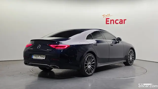 Main__Slider__Photo:CLS-Class Mercedes-Benz 2021.2-1