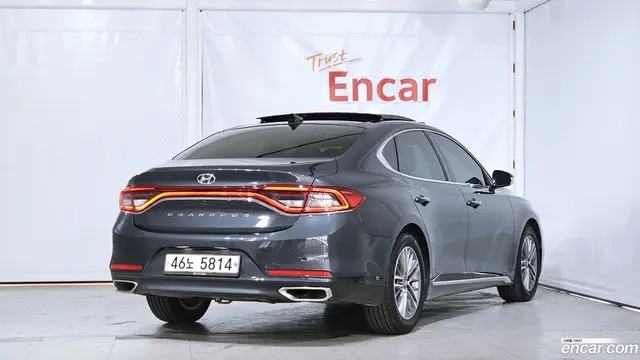 Main__Slider__Photo:Grandeur Hyundai 2018.5-1