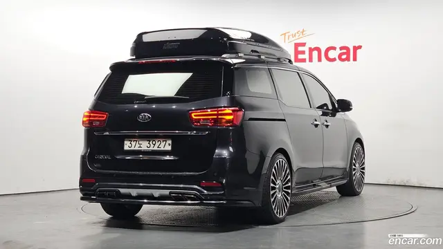 Main__Slider__Photo:Canival Kia 2018.4-1