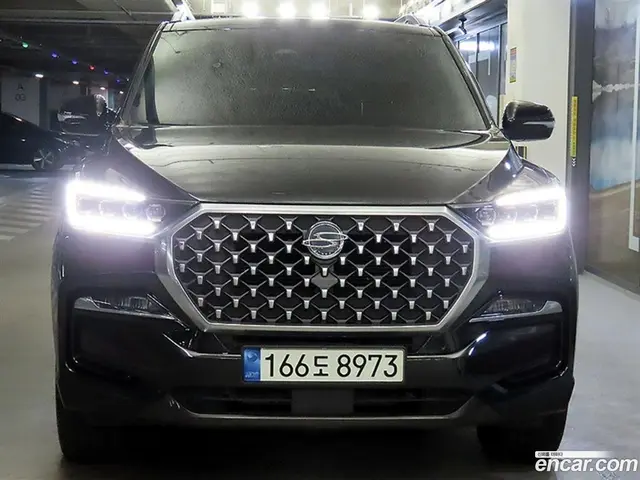 Main__Slider__Photo:Rexton KG Mobility 2021.0-1