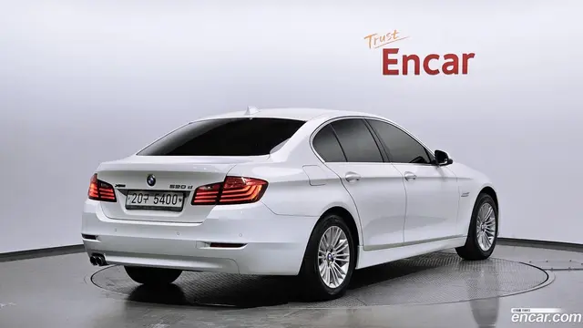 Main__Slider__Photo:5-Series BMW 2014.3-1