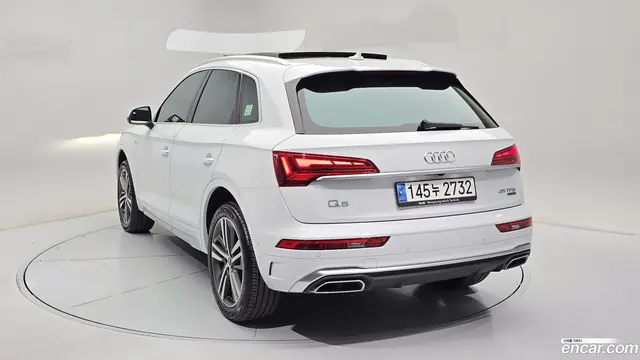 Main__Slider__Photo:Q5 Audi 2021.7-1
