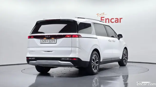 Main__Slider__Photo:Canival Kia 2022.11-1