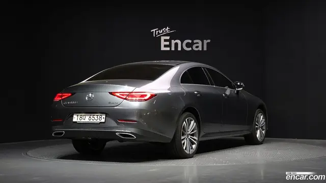 Main__Slider__Photo:CLS-Class Mercedes-Benz 2018.11-1