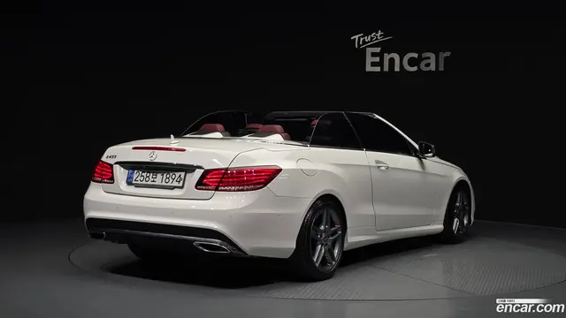 Main__Slider__Photo:E-Class Mercedes-Benz 2015.10-1