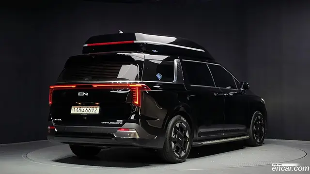 Main__Slider__Photo:Canival Kia 2024.3-1