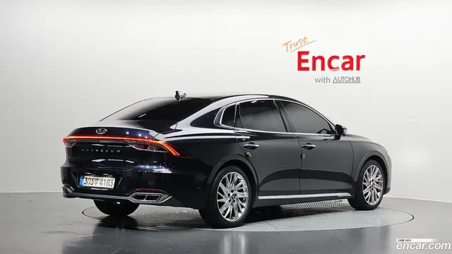 Main__Slider__Photo:Grandeur Hyundai 2022.0-1