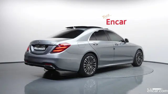 Main__Slider__Photo:S-Class Mercedes-Benz 2015.5-1