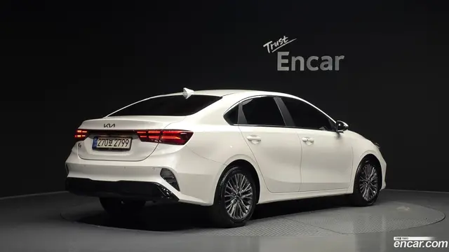 Main__Slider__Photo:K3 Kia 2021.4-1