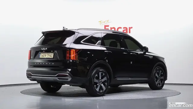Main__Slider__Photo:Sorento Kia 2021.7-1