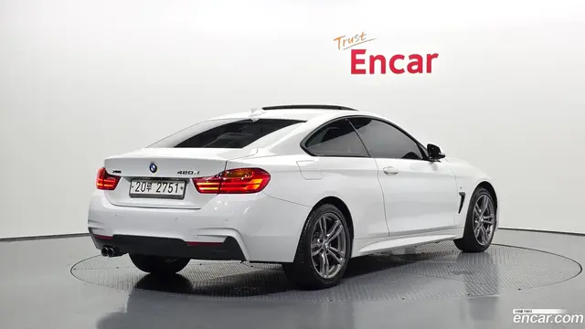 Main__Slider__Photo:4-Series BMW 2015.7-1