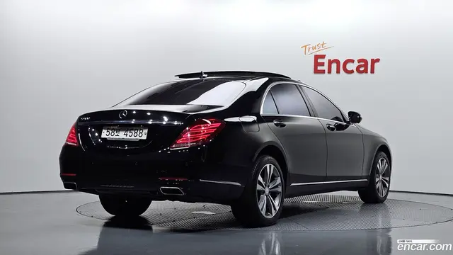 Main__Slider__Photo:S-Class Mercedes-Benz 2014.0-1
