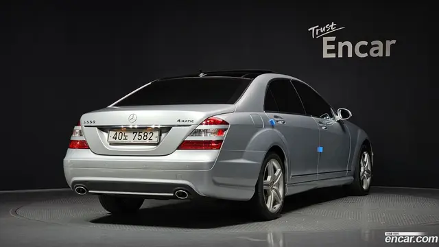 Main__Slider__Photo:S-Class Mercedes-Benz 2008.1-1