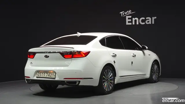 Main__Slider__Photo:K7 Kia 2019.6-1