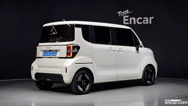 Main__Slider__Photo:RAY Kia 2023.11-1