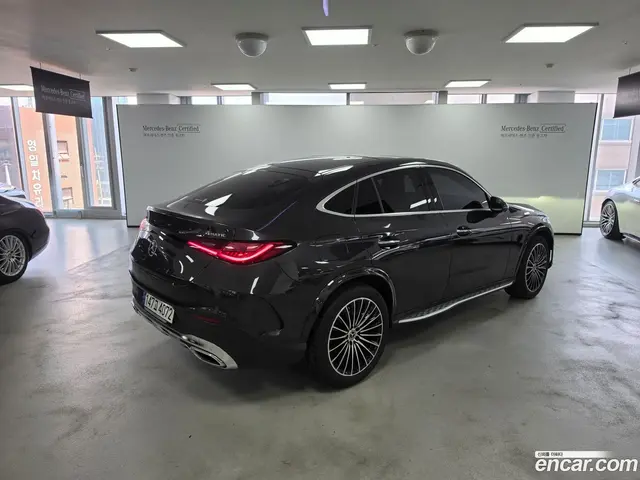 Main__Slider__Photo:GLC-Class Mercedes-Benz 2024.3-1