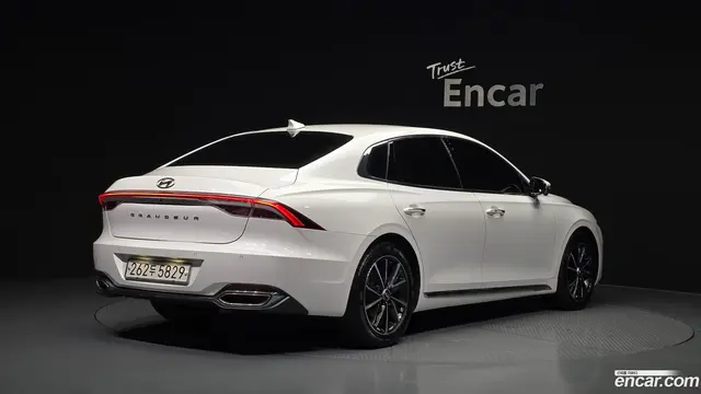 Main__Slider__Photo:Grandeur Hyundai 2020.0-1