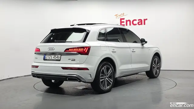 Main__Slider__Photo:Q5 Audi 2023.1-1