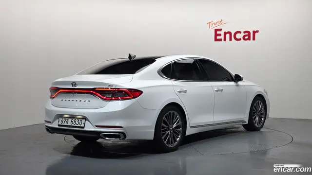 Main__Slider__Photo:Grandeur Hyundai 2018.5-1