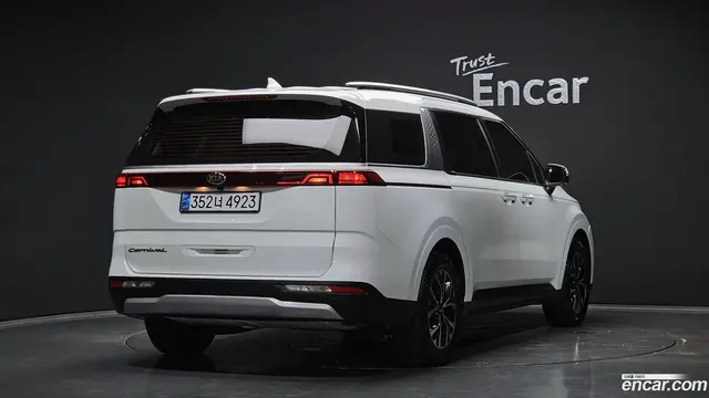 Main__Slider__Photo:Canival Kia 2021.5-1