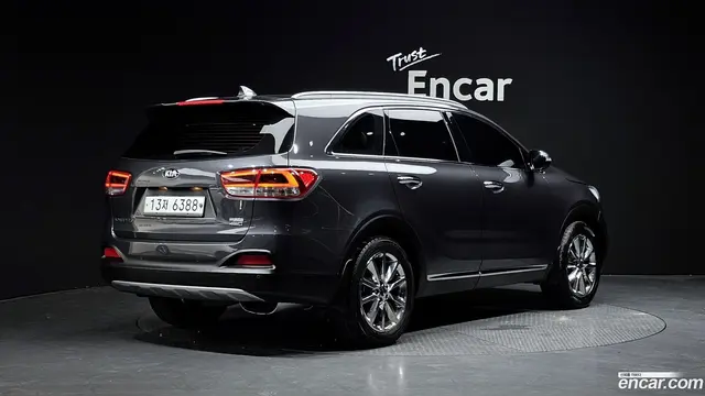 Main__Slider__Photo:Sorento Kia 2014.9-1