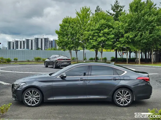 Main__Slider__Photo:G80 Genesis 2016.9-1