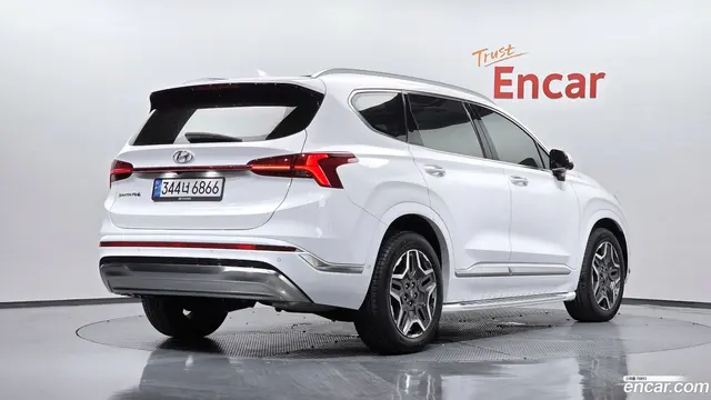 Main__Slider__Photo:Santafe Hyundai 2022.0-1