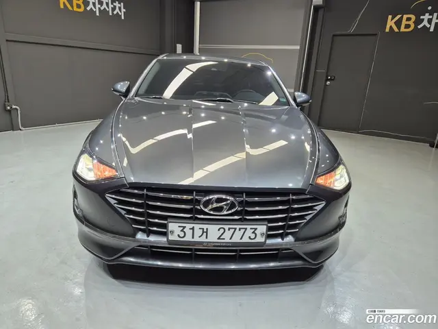 Main__Slider__Photo:Sonata Hyundai 2019.4-1