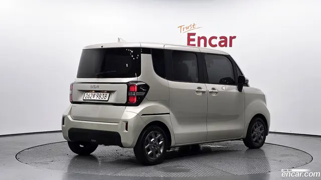Main__Slider__Photo:RAY Kia 2023.7-1