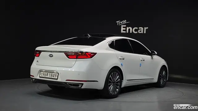 Main__Slider__Photo:K7 Kia 2017.4-1