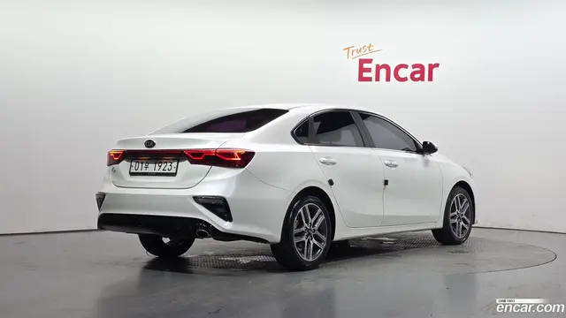 Main__Slider__Photo:K3 Kia 2019.2-1