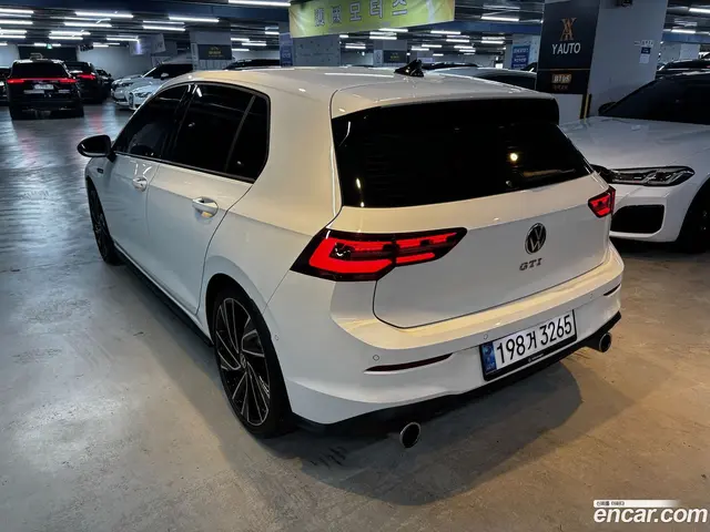 Main__Slider__Photo:Golf Volkswagen 2024.11-1